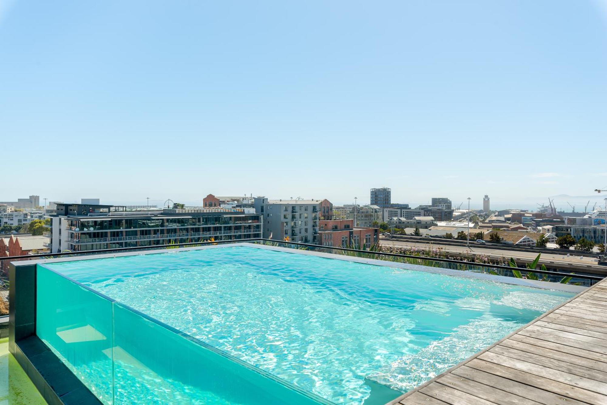 The Signature 603 Apartment *