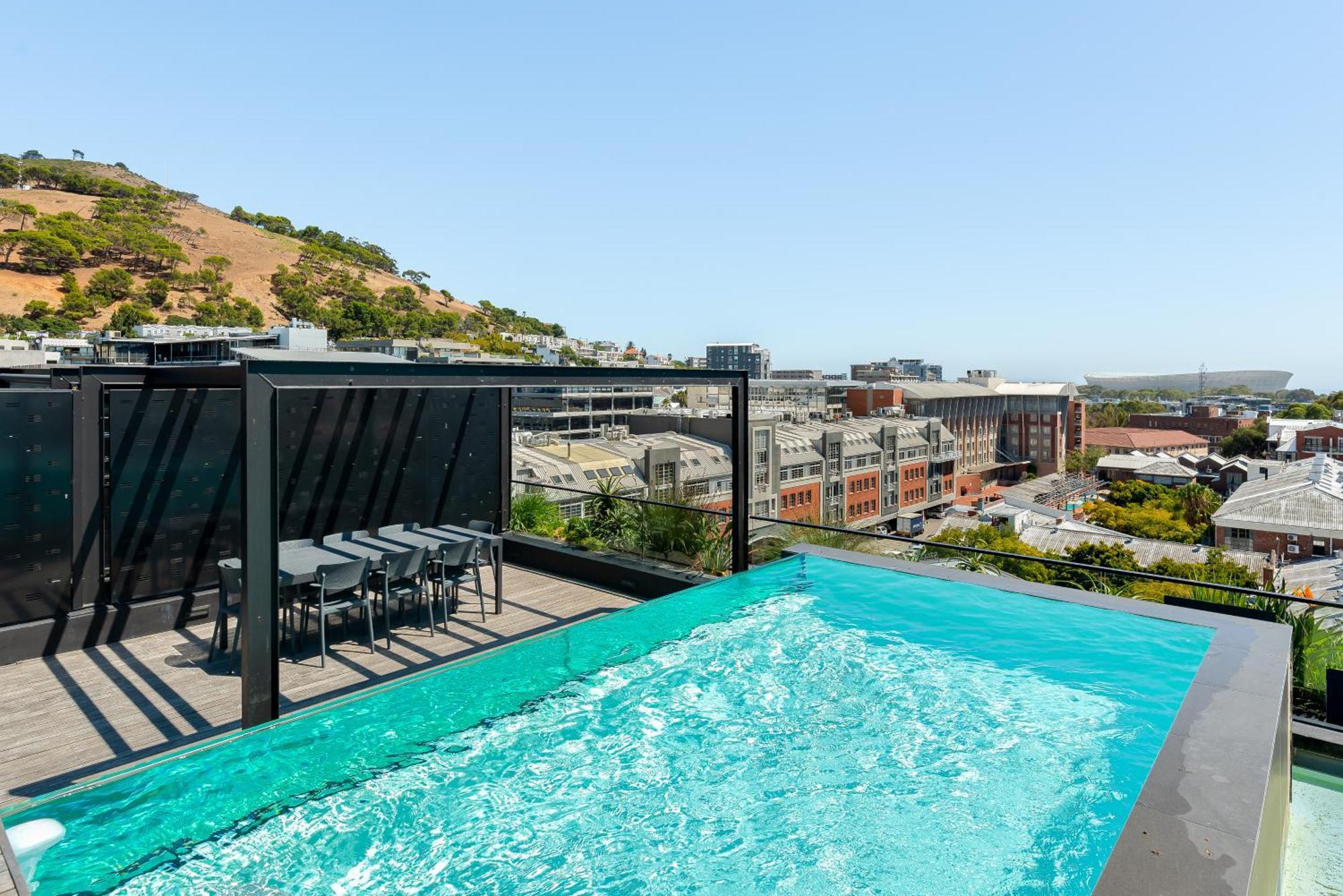Apartment The Signature 603 Cape Town